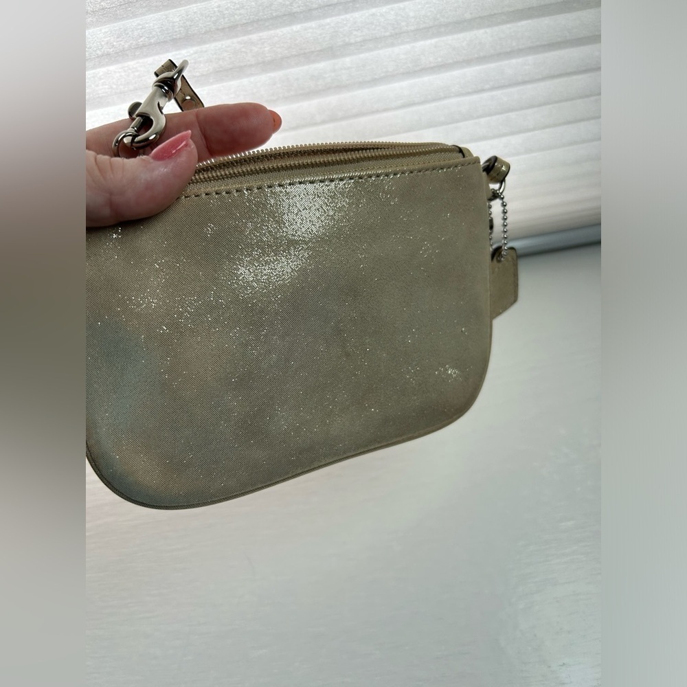 Coach Gold Wristlet and Faux Pearl Stud Earrings on Sterling Silver Posts -7-8mm - Picture 12 of 12
